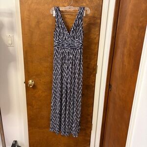 LOFT Navy and White Patterned Maxi Dress women’s small petite SP